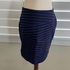 Sz S | Darjoni blue and black striped jersey pencil skirt